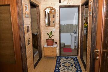 Фото номера Двухместный номер с 2 отдельными кроватями Лоджи Cabanele Rus г. Budeşti 3